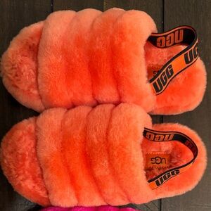 SOLD !! Kid’s Ugg Slippers